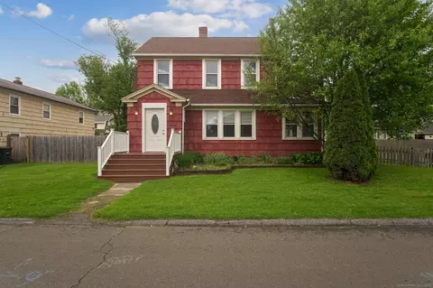 59 Berwyn St, Milford, CT 06461