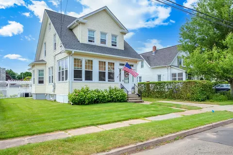 37 Bryan Rd, Branford, CT 06405