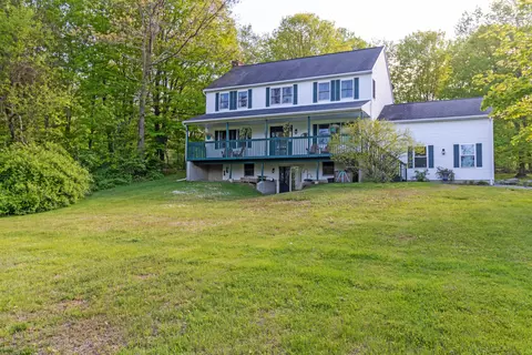 8 Silver Meadow Dr, Colchester, CT 06415