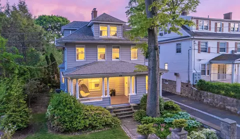 49 Hillcrest Ave, Stamford, CT 06902