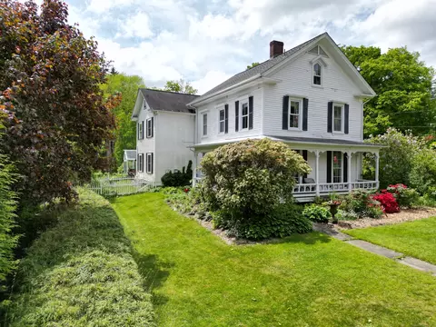 241 Woodbury Rd, Watertown, CT 06795