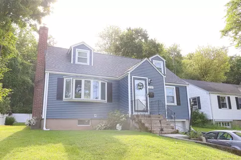 22 Elm Dr, West Hartford, CT 06110