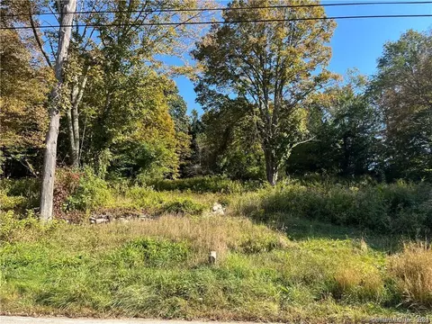 26 Paper Mill Rd, Lisbon, CT 06351