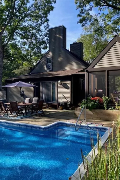 7 Long Hill Farm, Guilford, CT 06437