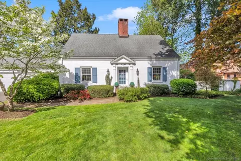 486 Bloomfield Ave, Bloomfield, CT 06002