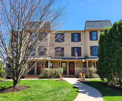 178 Flax Hill Rd #A201, Norwalk, CT 06854