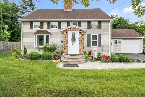 9 Arnold Dr, East Hartford, CT 06108