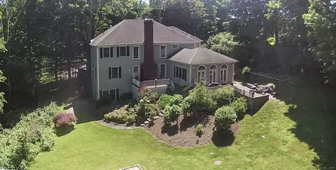 21 Conley Ct, Ridgefield, CT 06877