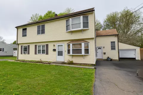 70 Willow Rd, East Haven, CT 06512