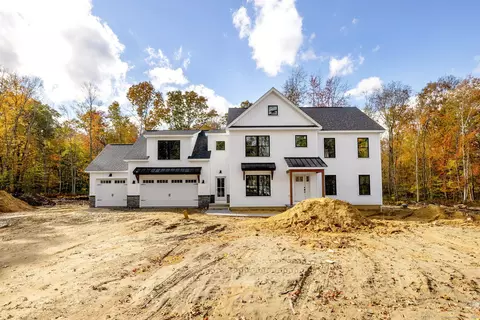 208 Chestnut Hill Rd, Colchester, CT 06415