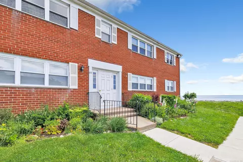 89 E Broadway #C, Milford, CT 06460