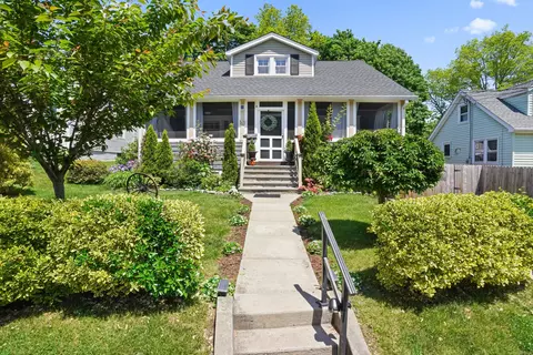 3 Maxwell Rd, Norwalk, CT 06851
