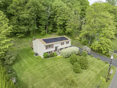 38 Hillandale Rd, Danbury, CT 06811