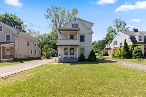 72-74 Washington Ave, Hamden, CT 06518