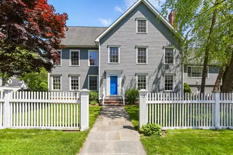 15 Flora Blvd, Fairfield, CT 06824