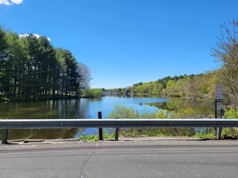 000 Conklin Rd, Stafford Springs, CT 06076