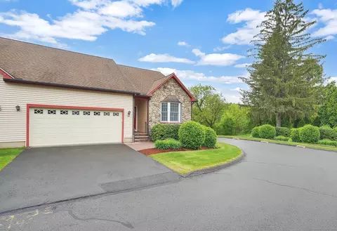 28 Wild Life Trl #28, South Windsor, CT 06074