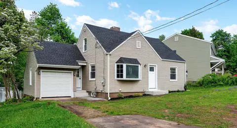 50 Barton Dr, North Haven, CT 06473