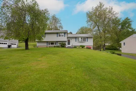 1132 Hartford Tpke, North Haven, CT 06473