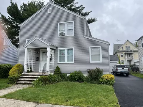 98-100 Princeton St, Bridgeport, CT 06604