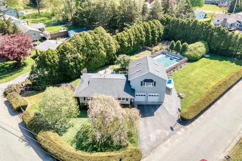 7 Hickory Ln, Bozrah, CT 06334