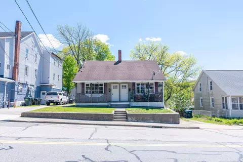 345 Kennedy Dr, Putnam, CT 06260