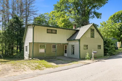 143 Boulevard Rd, Windham, CT 06256