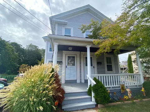 264 1st Ave, West Haven, CT 06516