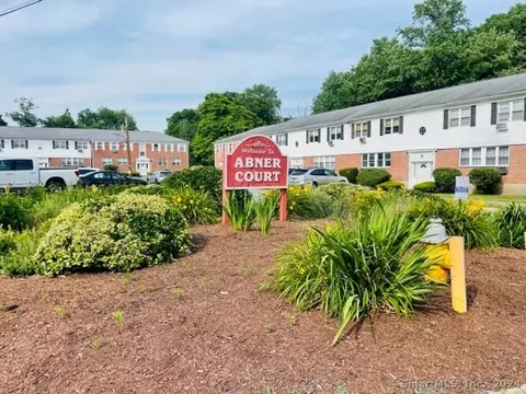 106 Abner Ct #B, Bridgeport, CT 06606