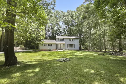 55 Partridge Hollow Rd, Ledyard, CT 06335