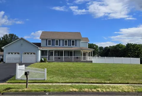 42 Rimfield Dr, South Windsor, CT 06074