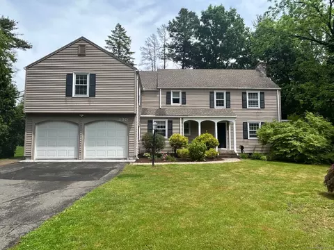 130 Mountain Rd, West Hartford, CT 06107