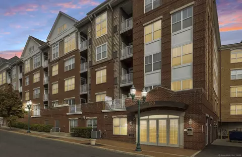 850 E Main St #510, Stamford, CT 06902