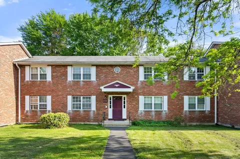 1081 Blue Hills Ave #E, Bloomfield, CT 06002