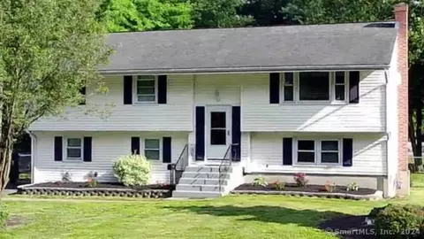 115 Hayes Rd, South Windsor, CT 06074