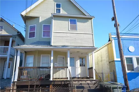 104 Linen Ave, Bridgeport, CT 06604