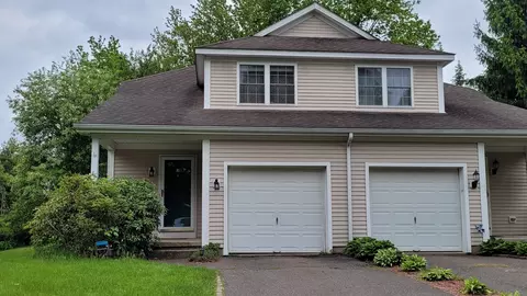 48 Littlebrook Xing #48, Farmington, CT 06032