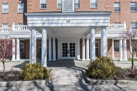 59 Courtland Ave #1G, Stamford, CT 06902