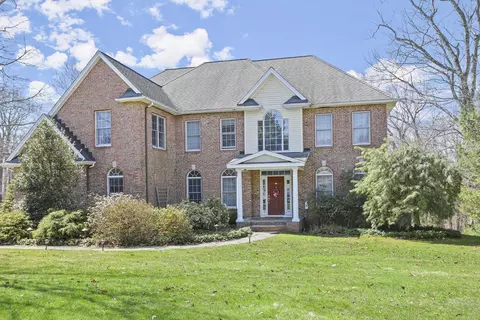 59 Aspen Ln, Trumbull, CT 06611