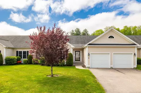 29 Village Ct #29, Colchester, CT 06415