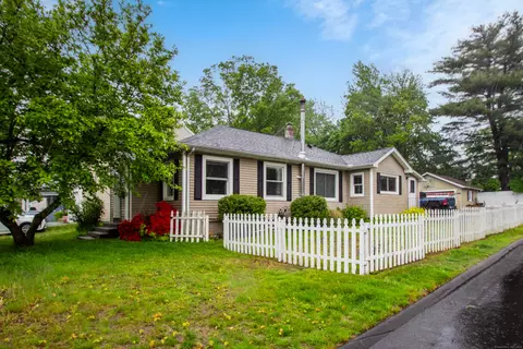 52 Douglas Rd, Bristol, CT 06010