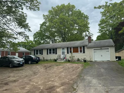 107 Bull Hill Ln, West Haven, CT 06516