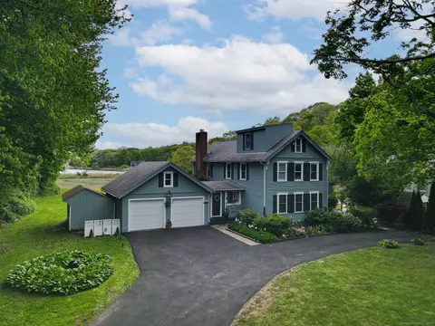 50 Stannard Ave, Branford, CT 06405