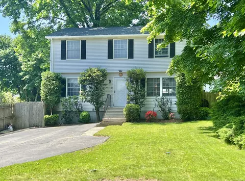 2 Broad Ct, Norwalk, CT 06850