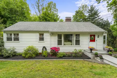 51 Interlaken Rd, Stamford, CT 06903