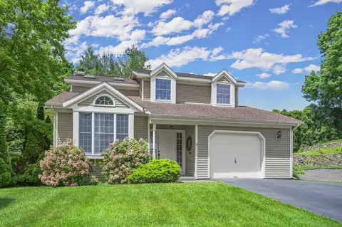 3 Hickory Rd, Norwalk, CT 06851