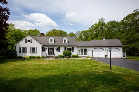 146 Case St, Norwich, CT 06360