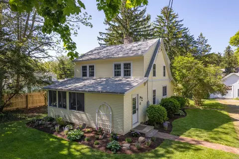 18 Pepperidge Ln, Madison, CT 06443