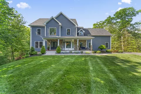 37 Matteo Ct, Madison, CT 06443