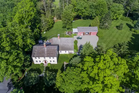 172 Roast Meat Hill Rd, Killingworth, CT 06419